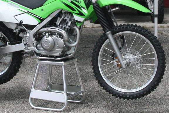 Card image cap for How to Put a Dirt Bike On a Stand